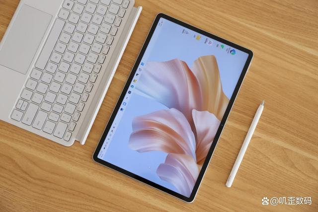 Huawei MateBook E Go Review