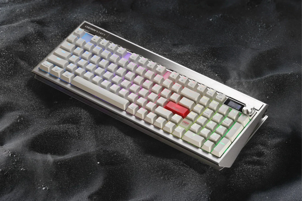 CHERRY XTRFY bringt die mechanische Tri-Mode-Tastatur PIXIU99 MONARCH auf den Markt.
